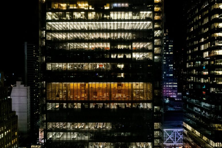 24/7 Monitoring and Support: Keep Your Business Running Smoothly with Managed Services